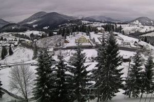 Avertizare meteo de ninsori, lapoviţă, ploi şi polei, cod galben de ninsori şi vânt