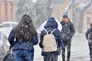 Vin ninsorile! Cod galben, inclusiv în Bihor. Câteva judeţe, sub cod portocaliu