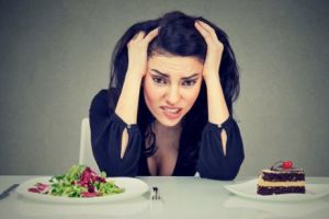 TOP 10 SFATURI care te AJUTĂ LA SLĂBIT. Dincolo de orice DIETĂ, ele sunt obligatorii