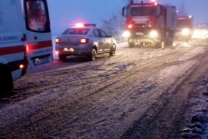 FOTO: Ninsorile din ultimele ore au produs efecte în şapte judeţe