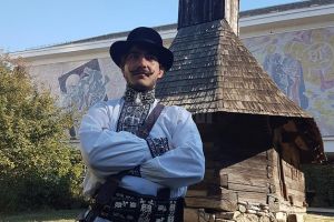 Tânărul care a descoperit „comoara vie” a identităţii noastre naţionale