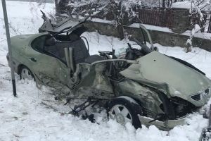 FOTO: Târgujieni, tată şi fiu, morţi în accident la Vâlcea
