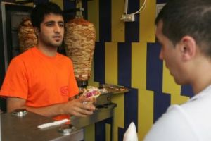Un celebru lanţ de fast-food a dat lovitura în România! Ce plănuieşte să facă