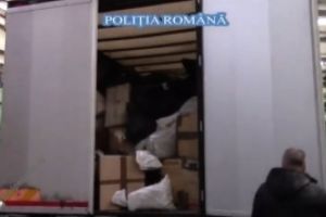 ULUITOR! Poliţiştii de la IGPR s-au filmat când distrug 600 de milioane de euro - VIDEO