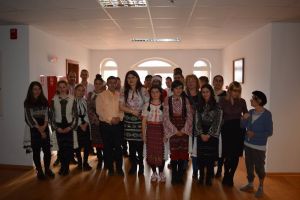 „Colinde şi cântece pentru bunicii noştri” la Căminul pentru persoane vârstnice din Râmnicu-Vâlcea