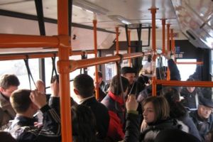 Care sunt gratuităţile la transportul în comun din Braşov şi cine beneficiază de acestea din 2019
