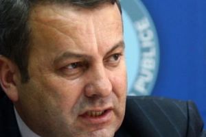 Alianţele administraţiilor locale, reacţie la politica de monopol a Guvernului