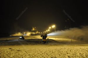 Câţi oameni vor fi angajaţi pentru amenajarea şi întreţinerea pârtiei din Wonderland