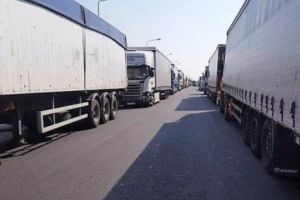 România se blochează, de Sărbători. Puhoaie de oameni, pe traseele principale. Unde va fi cel mai aglomerat