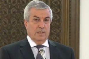 Tăriceanu tună şi fulgeră împotriva protocoalelor şi a 'statului paralel'