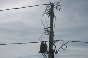 Mii de sătmăreni au rămas fără curent electric din cauza ninsorilor