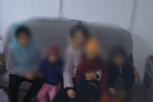 Constanta. Mama, prinsa la cersit cu cei patru copii minori