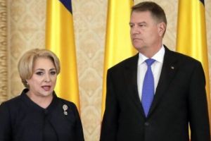 Iohannis o PĂLMUIEȘTE pe Dăncilă: îi solicit AGENDA de lucru a fiecărei şedinţe de Guvern!