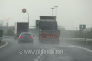 Circulaţie îngreunată pe Autostrada Soarelui – Ploaie îngheţată