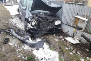 Un tânăr beat şi fără permis era cât pe ce să provoace o explozie, la Bucşani