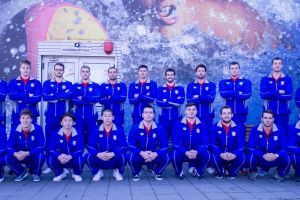 Orădenii sunt aşteptaţi alături de Vladimir, la ediţia a IV-a a meciului caritabil de polo de Crăciun