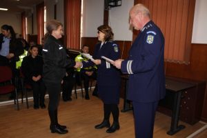 ​Politisti locali din Constanta si Medgidia, absolventi ai unui curs de formare initiala la Slatina. Ce obiective a avut cursul 