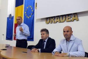 Bolojan a dat explicaţii în şedinţa Senatului Universitar, pe tema căminului pe care Primăria Oradea vrea să-l construiască în campus