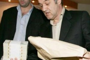 BECALI şi PARIUL de UN MILION DE EURO. Patronul FCSB îşi riscă averea pentru „MÂNDRIE”?