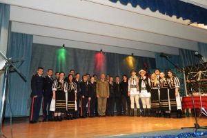 Miercuri, 19 decembrie: Spectacol de colinde şi tradiţii de Crăciun la Colegiul Naţional Militar ,,Mihai Viteazul” Alba Iulia