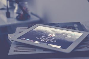 Tumblr revine în App Store după o interdicţie legată de materialul cu conţinut pornografic