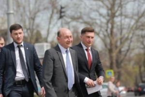 ”România este ţara cu politicieni de proastă calitate!” Atac al lui Traian Băsescu
