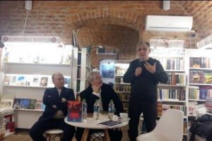 Radu Ciobotea a (re)lansat careta ce rememorează, emotionant anii 80 - 90: După Revoluţie, târziu