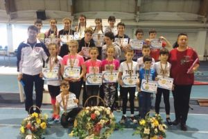 Oraşul lui Bacovia le prieşte atleţilor şcolari