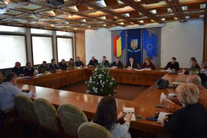 Electrica: Mai există două defecţiuni în judeţ. Când se vor rezolva toate avariile