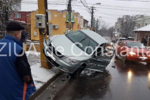 Imagini de la eveniment. Accident spectaculos pe strada Nicolae Iorga din municipiul Constanta. Ce s-a intamplat (galerie foto)