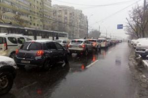 Studiu: Cei mai recalcitranţi şoferi, au maşini scumpe