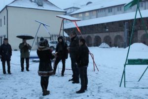 Dublă-lansare marca UCS: aplicaţia Târgu-Mureş App şi încărcătoare solare publice