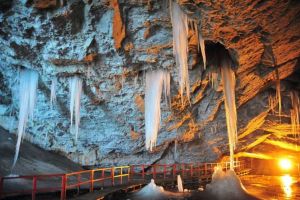 FOTO: MUNȚII APUSENI:  Locul trei în topul celor mai frumoase destinaţii turistice din Europa, realizat de postul de televiziune CNN