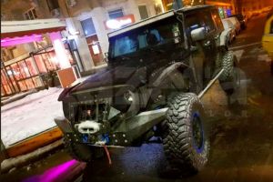 LAURENȚIU REGHECAMPF ȘI-A CUMPĂRAT UN “TANC“! A VENIT CU BIJUTERIA LA ZIUA SOȚIEI SALE, ANAMARIA PRODAN