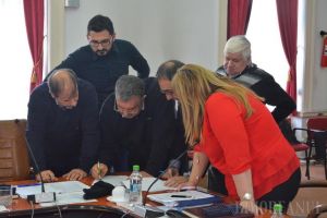 Politica bate transportul: Proiectele unor autogări în Marghita, Săcueni şi Beiuş au fost blocate în CJ Bihor