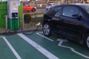 Staţii de încărcare electrică pentru maşini la Sibiu. Punctele unde vor fi instalate