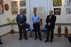 Expoziţie colectivă la Centrul de Creaţie: „Prin bulgări de culoare”