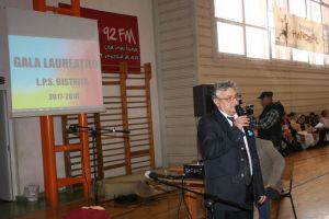 Liceul cu Program Sportiv Bistriţa i-a onorat pe campioni şi pe mentorii lor (FOTO)