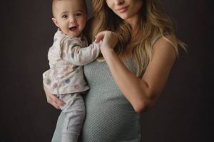 Sora Deliei, gravidă în şase luni, arată senzaţional! ”Nici cură cu burgeri n-am..