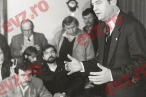 FANTOMELE Revoluţiei. PASTORUL LÁSZLÓ TÖKÉS, agentul maghiar folosit ca fitil la Revoluţie