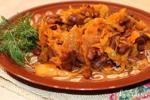 Varză călită cu fasole