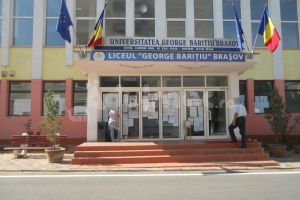 Universitatea „George Bariţiu” din Braşov, desfiinţată prin decret prezidenţial