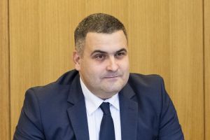 Ministrul Apărării Naţionale, la dezvelirea statuii domnitorului Petru Rareş