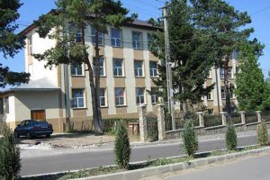 Proiectul caritabil ”Dăruim zâmbete”, vineri, la şcoala din Ipoteşti