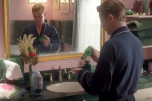 VIDEO: Singur acasă la 38 de ani – viral pe internet într-o reclamă Google