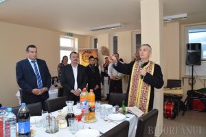 După centru after school, preşcolarii şi elevii din Tărian au şi o sală de mese unde să ia zilnic prânzul asigurat de o fundaţie şi de Primărie (FOTO)