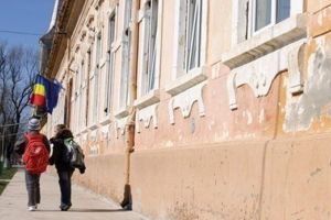 Șapte şcoli rămân închise şi vineri, în Timiş. Nu au curent