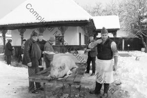 Prima zi de ”Crăciun în Bistriţa-Năsăud” (FOTO-VIDEO)