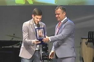 Cine sunt elevii şi profesorii premiaţi de Consiliul Judeţean Braşov pntru excelenţă în educaţie