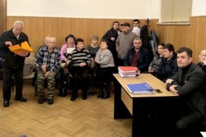 PITEŞTENI AMENINŢAŢI CU EVACUAREA DIN PRIMĂRIE!